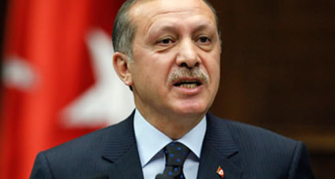 Presidente turco diz rejeitar “lição de democracia”