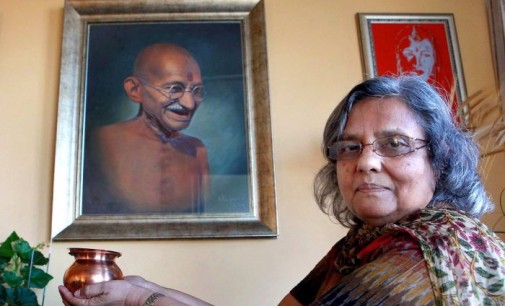 Neta de Gandhi enaltece Movimento Hizmet