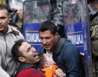 UE dividida aposta na Turquia para frear chegada de migrantes