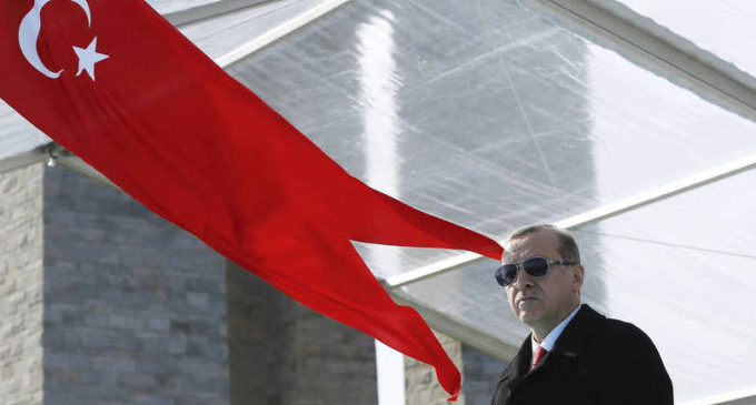 Turquia adota presidencialismo sem mudar Constituição
