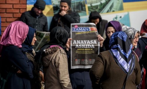 Governo turco decide encerrar o jornal Zaman