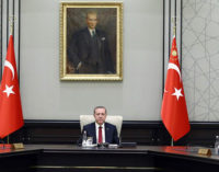 Extensão de expurgo na Turquia após fracasso de golpe de Estado