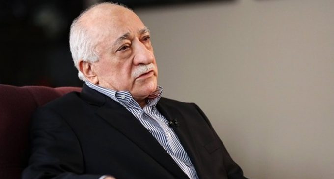 Tribunal pede ao Ministério da Justiça que arranque de Gulen a cidadania turca