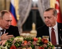 Turquia, Rússia assinam acordo de gás natural, normalizam as relações