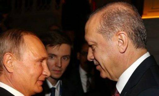 Erdogan e Putin discutem ataque contra soldados turcos na Síria