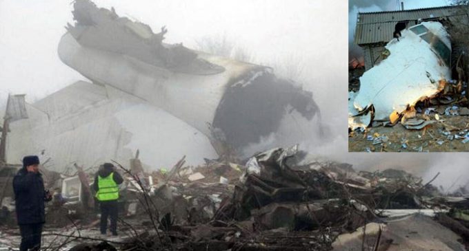 Avião de carga turco cai em cidade do Quirguistão, matando pelo menos 32