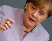 Merkel descarta campanha turca na Alemanha para referendo sobre pena de morte