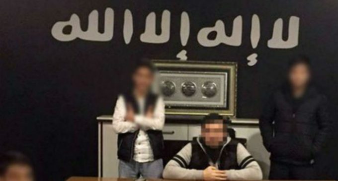 Testemunha secreta diz que o ISIL tem uma livraria em Gaziantep