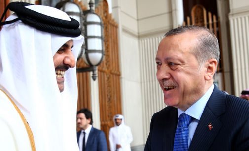 Erdogan desloca-se a Doha e promete ajuda militar ao Qatar