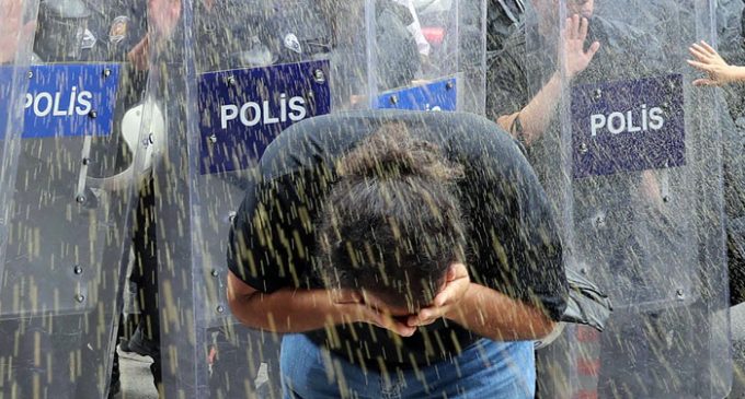 Gabinete do governador de Ancara proíbe todas as manifestações e eventos públicos por um mês