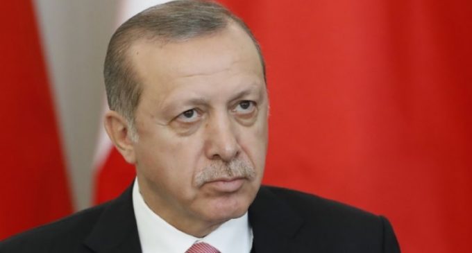 Erdogan ingressa com ação judicial contra parlamentar que o chamou de “ditador fascista”