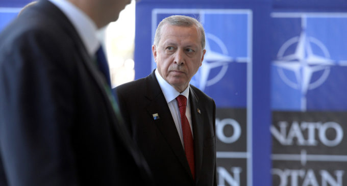 Noruega desculpou-se à Turquia devido a incidente em exercício da OTAN