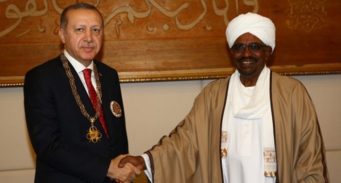 Erdogan diz que riu da exigência de extradição da CPI para al-Bashir