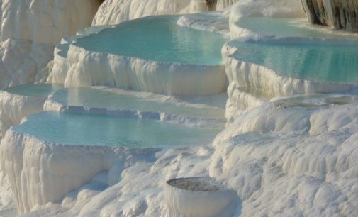 Aa fabulosas piscinas termais de Pamukkale