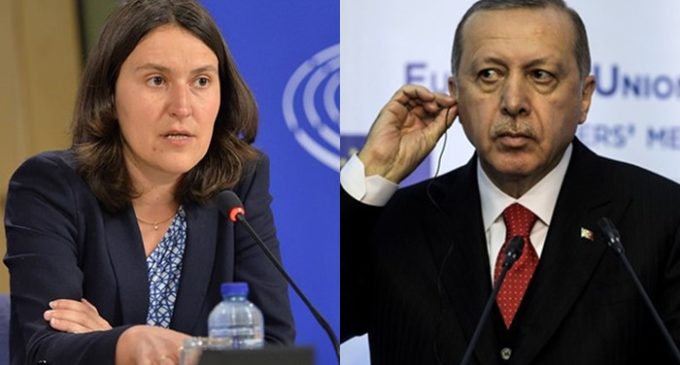 Comissão Europeia não enviou uma mensagem clara a Erdoğan, diz Piri do Parlamento Europeu