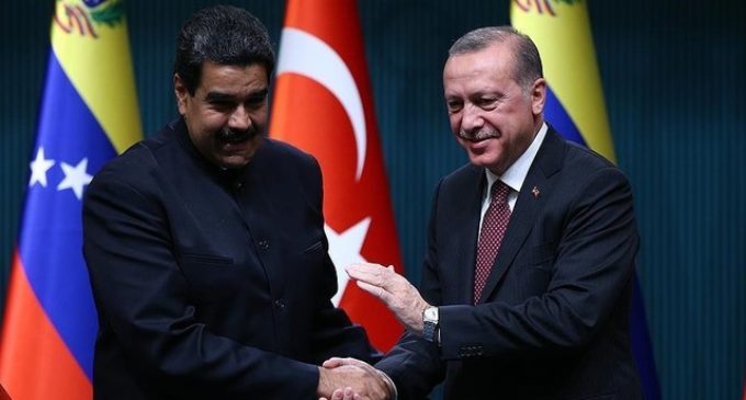 Erdogan felicita Maduro pela reeleição