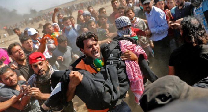 Tropas israelenses matam dezenas de palestinos durante abertura da Embaixada Americana em Jerusalém