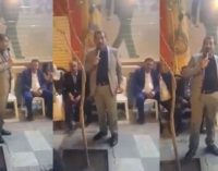 Prefeito do AKP promete demitir funcionários municipais se votarem em outros partidos