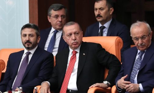 Erdogan diz que a primeira coisa a fazer depois das eleições é acabar com o estado de emergência