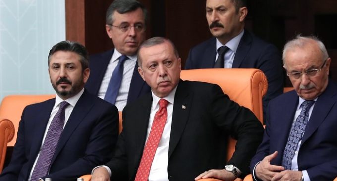 Erdogan diz que a primeira coisa a fazer depois das eleições é acabar com o estado de emergência