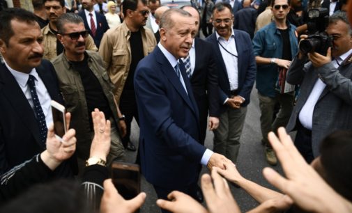 Erdogan já anunciou vitória mesmo com anúncio parcial das contagens dos votos