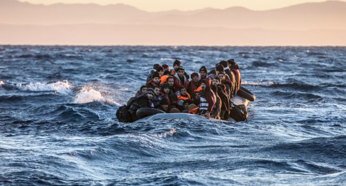 Novo Fluxo de Refugiados para a Grécia: Turcos Fugindo de Erdogan