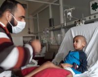 Paciente de 8 anos com câncer vê pai preso por apenas 5 horas após campanha nas redes sociais