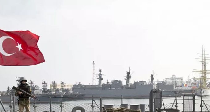 França afirma que Marinha turca teve atitude agressiva em relação à sua embarcação no Mediterrâneo
