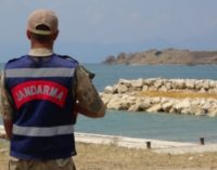 Pelo menos 60 imigrantes morrem em desastre de barco na Turquia
