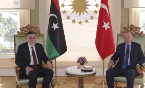 Turquia espera receber US $ 35 bilhões em contratos com a Líbia