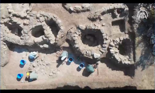 Arqueólogos descobrem templo de 12 mil anos no norte da Turquia