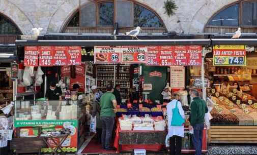 Linha de fome supera o salário mínimo na Turquia