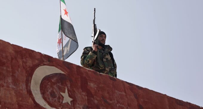 “Vitória” do Talibã dizimou o plano de Erdoğan de enviar combatentes sírios para Cabul