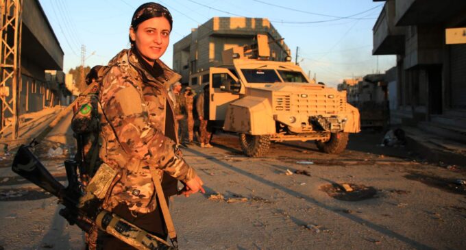 Turquia ajuda ISIS a atacar Rojava