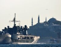 Turquia reconhece “guerra” entre Rússia e Ucrânia, pode bloquear navios de guerra 