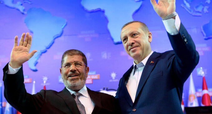 Erdoğan teme ter o mesmo destino de Morsi no Egito