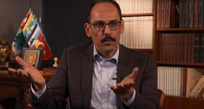 Chefe de inteligência da Turquia esconde afiliação passada com o regime dos aiatolás no Irã