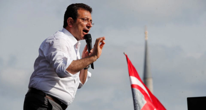 Novo caso contra prefeito de Istambul é mais um revés para a oposição fragmentada da Turquia