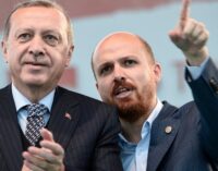 Turquia bloqueia acesso a 93 artigos de notícias sobre investigação internacional envolvendo filho de Erdoğan