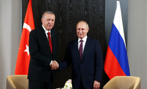 Kremlin diz que Turquia não deve ter ilusões sobre sua candidatura à União Europeia