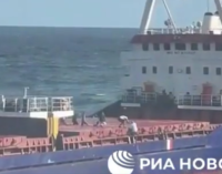 Rússia divulga vídeo mostrando a marinha abordando navio de carga ao largo da Turquia no Mar Negro