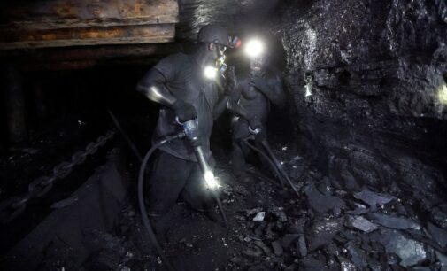Carvão proveniente da Ucrânia, anexada pela Rússia, vendido à Turquia, membro da OTAN