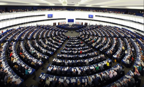 Turquia se tornou uma das vitrines globais para práticas autoritárias, diz o Parlamento Europeu
