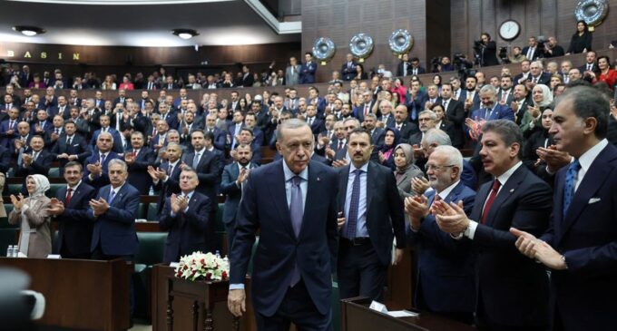 Erdogan, presidente da Turquia, diz que Hamas não é uma organização terrorista, cancela viagem a Israel