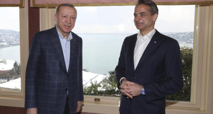 Erdoğan diz que terroristas, não a Grécia, eram alvo de suas ameaças anteriores