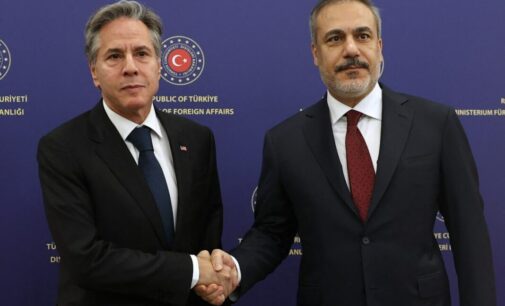 Secretário de Estado dos EUA visitará Turquia no sábado, diz chanceler turco