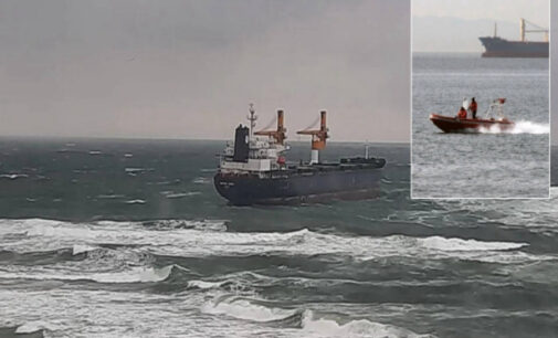 Turquia despacha barcos de resgate depois que cargueiro com 6 tripulantes afunda no Mar de Mármara