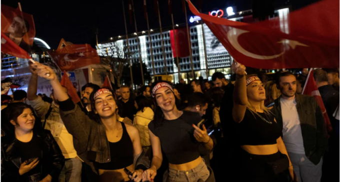 Ainda há vida na democracia da Turquia?