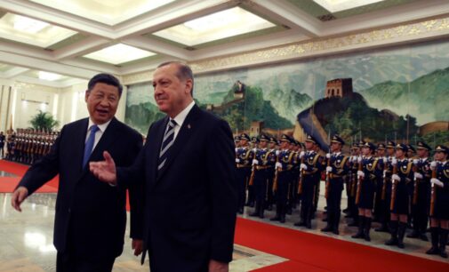 Turquia acusada de aceitar suborno da China para permanecer em silêncio sobre o sofrimento dos uigures