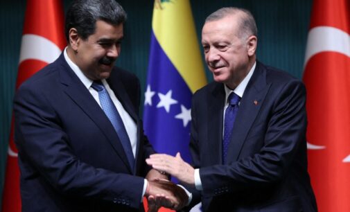 Venezuela assina acordo de ouro com a Turquia em região atingida por minas ilegais